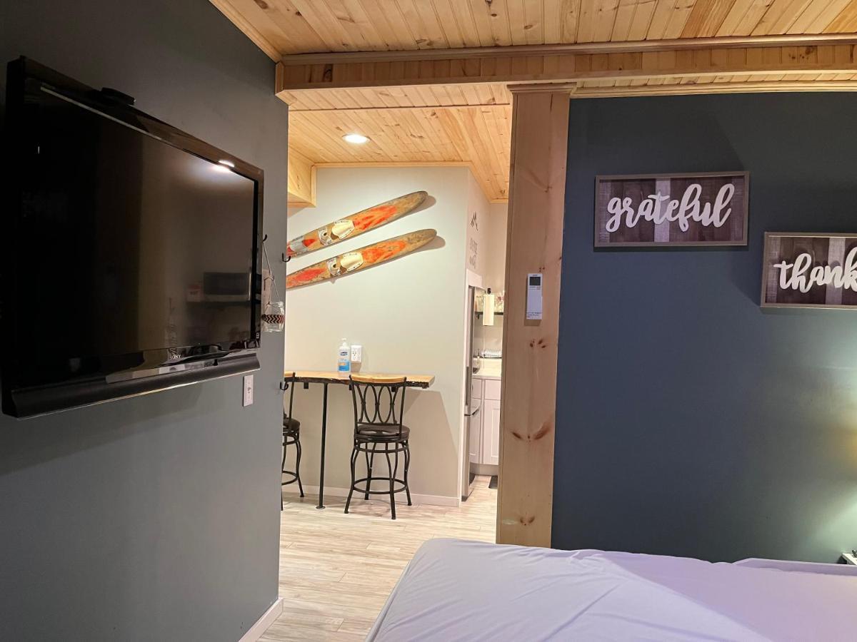 Perfect Cozy Lake Retreat - Central New Hampshire Gilmanton Eksteriør billede
